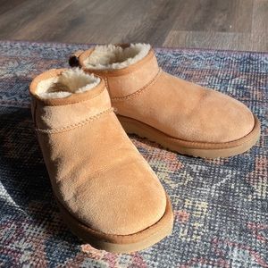 UGG ultra mini